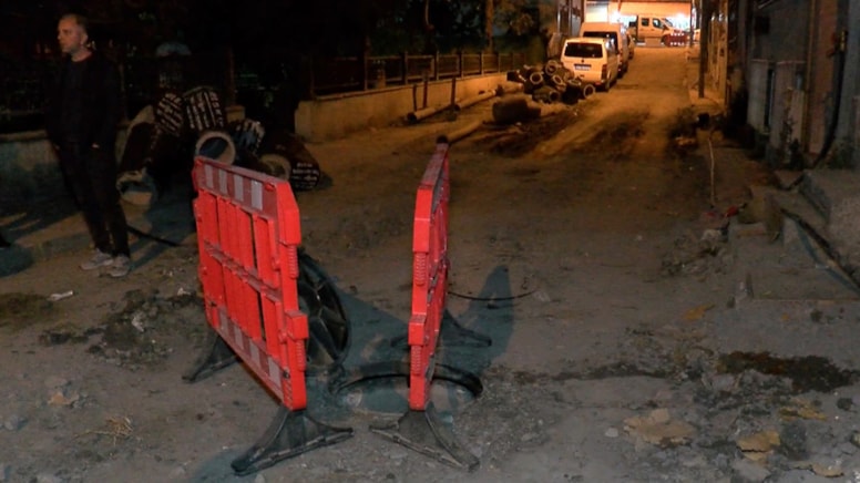 İstanbul'da peş peşe patlamalar: Sokak trafiğe kapatıldı