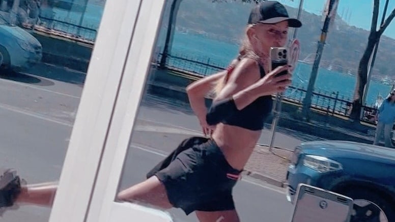 Ünlü oyuncu her gün 5 kilometre yürüyor
