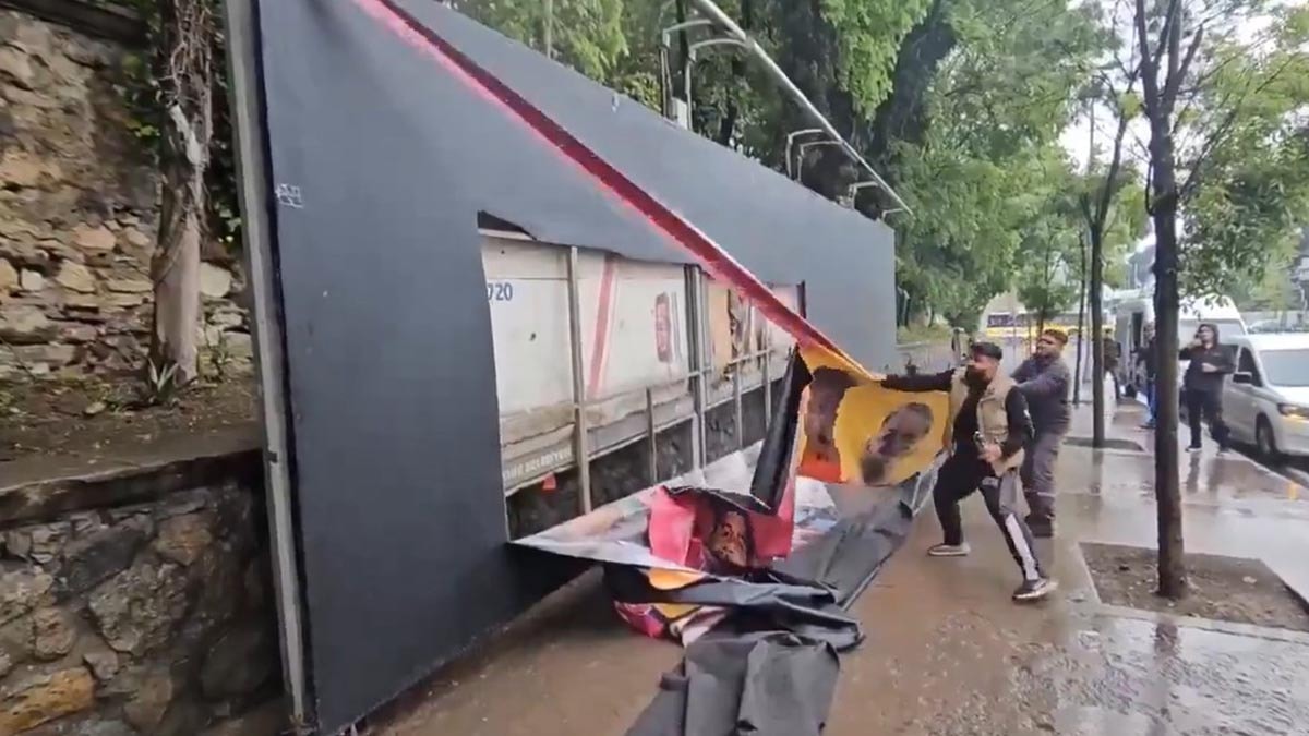 Beşiktaşlıları kızdıran Galatasaray reklamı