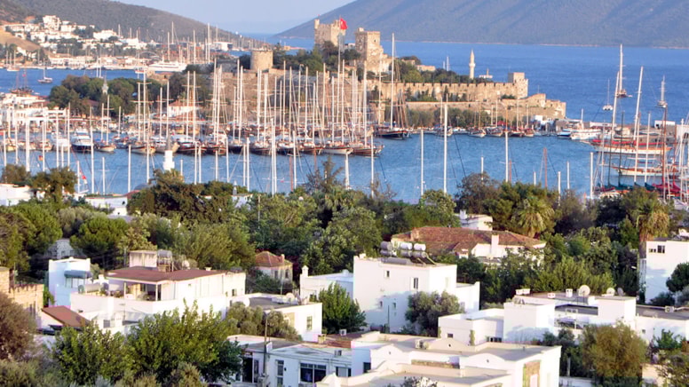 Bakanlık turistik ilçelerdeki inşat yasağını 15 gün uzattı