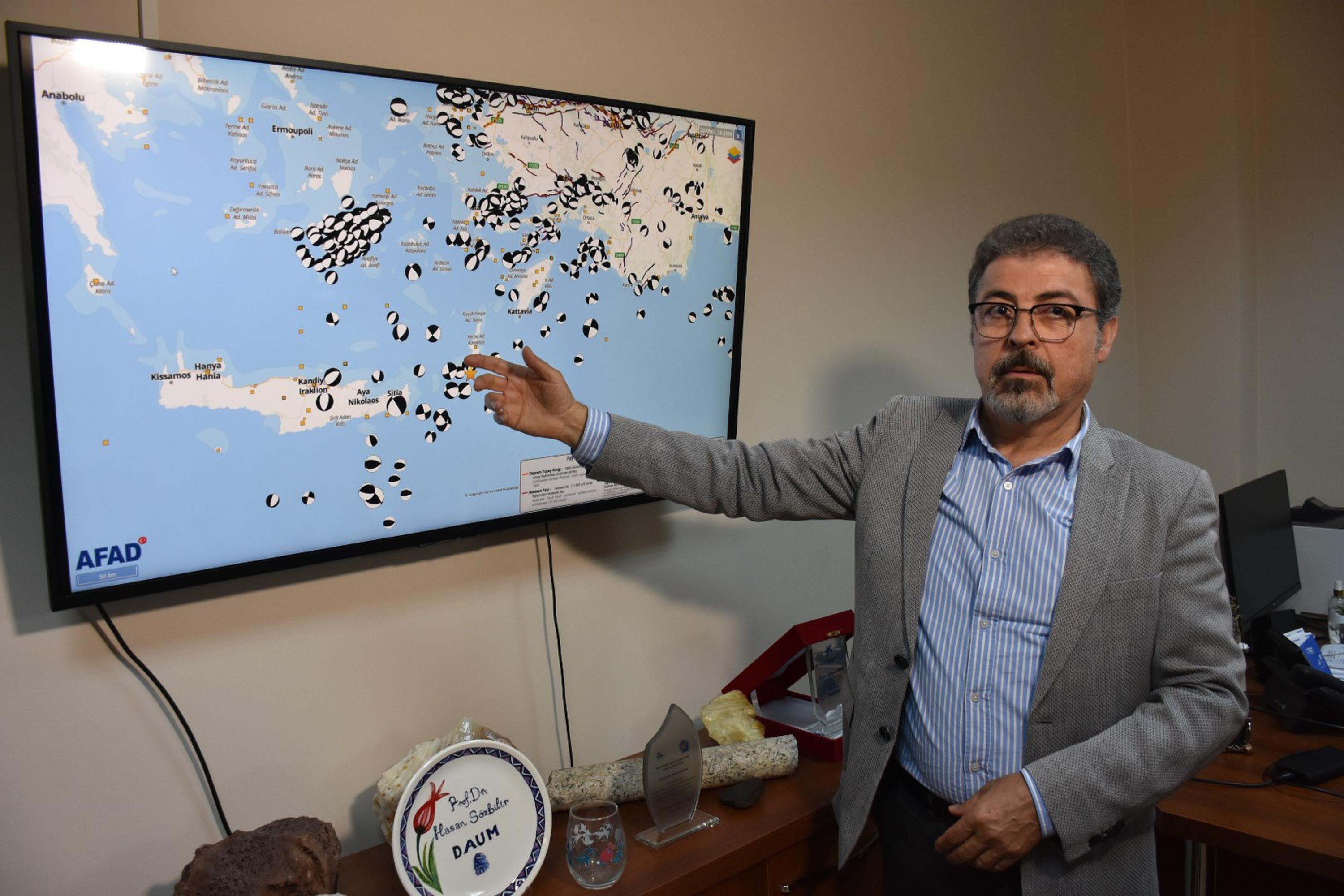 6.0 depremi sonrası Prof. Sözbilir'den 'deprem fırtınası' açıklaması