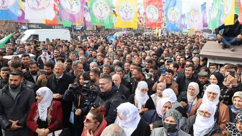 DEM Parti sokağa iniyor! Sırrı Süreyya Önder'in yerine kim geçecek?