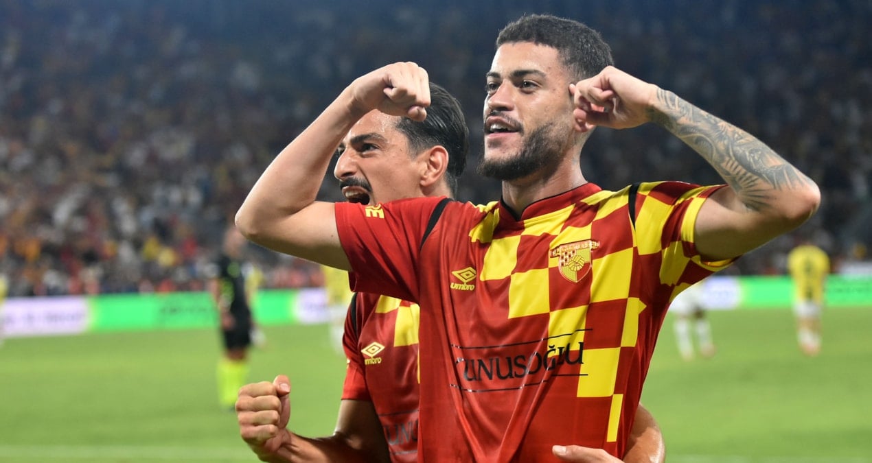 Romulo'ya 12 milyon Euro'luk teklif thumbnail