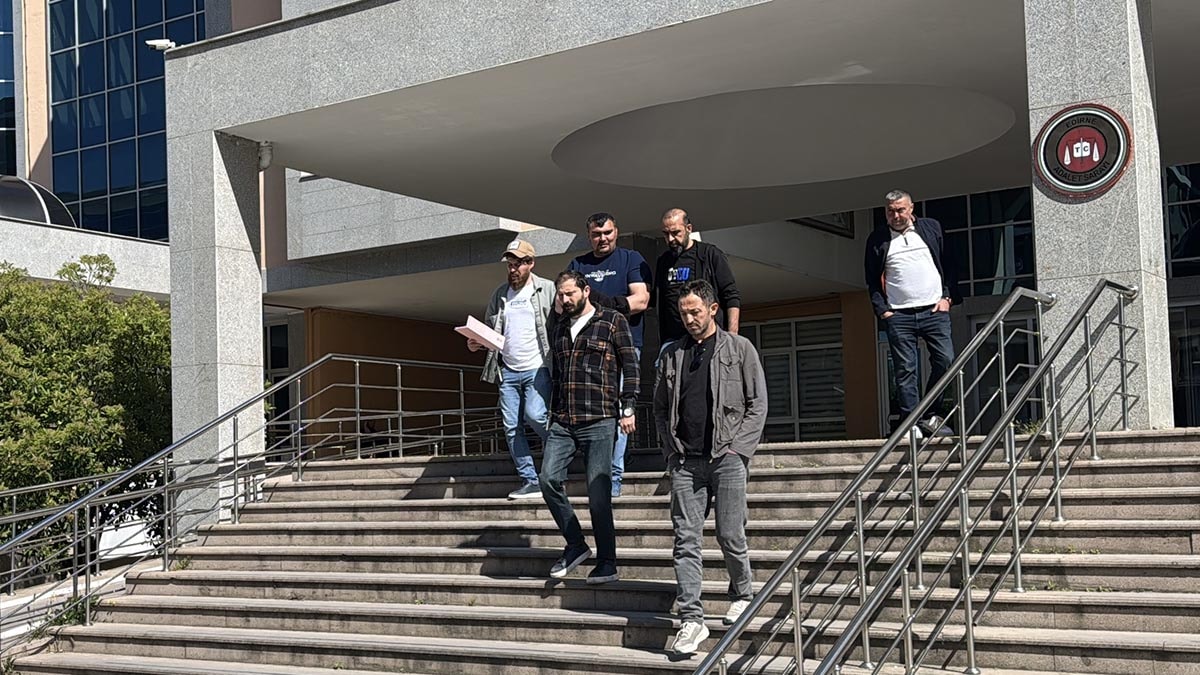 Edirne'de belediye başkan yardımcısını darbeden kişi işten çıkarıldı