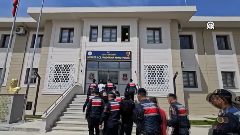 Düzce'de uyuşturucu operasyonunda 60 gözaltı