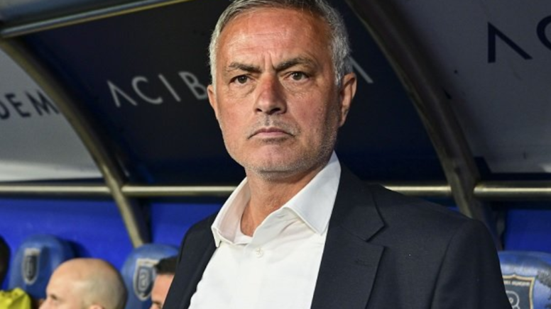 Mourinho'dan ilginç ilk 11 yanıtı: '25 adet bozuk para...'