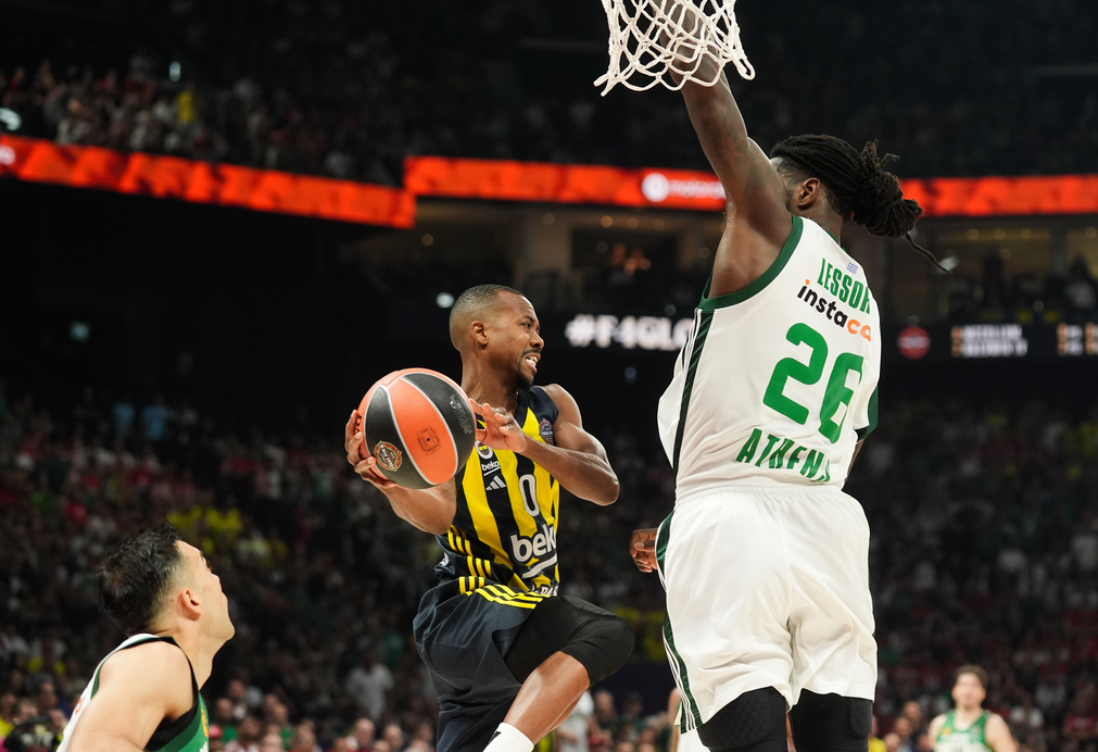 Final bileti Fenerbahçe Beko'nun