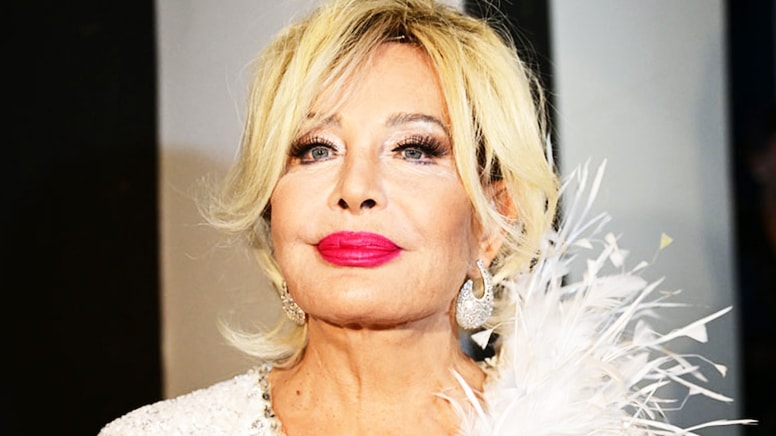 Emel Sayın 'Çocuğum gibiydi' dediği kedisini kaybetti