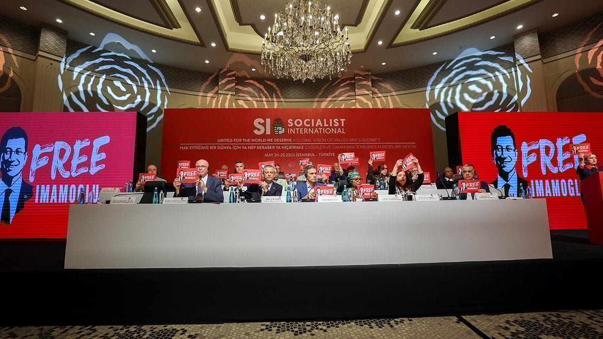 Son Dakika... Sosyalist Enternasyonal'den İmamoğlu kararı