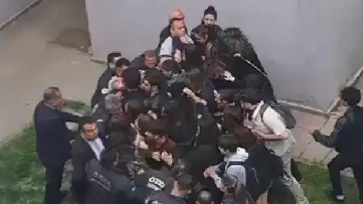 Ankara Üniversitesi'nde 'Ali İsmail Korkmaz' anmasına özel güvenlik müdahalesi