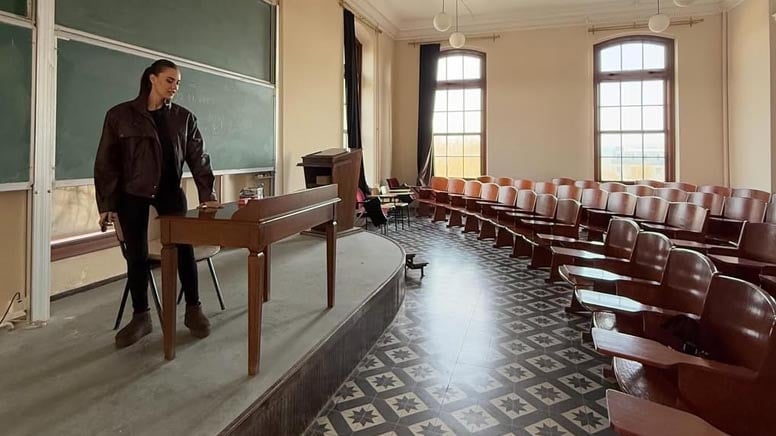 Fahriye Evcen yıllar sonra mezun olduğu üniversitede