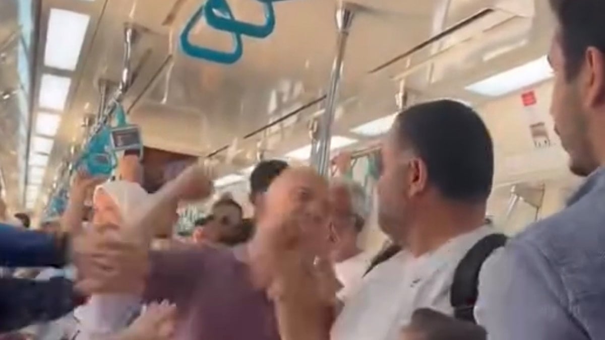 Marmaray'da dehşet dolu anlar: Çocuklarının yanında darbedildi