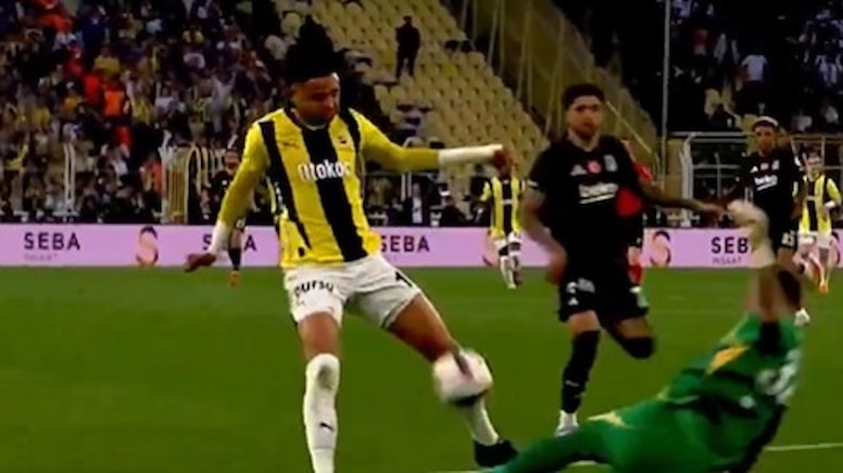 Fenerbahçeli futbolcularda penaltı isyanı