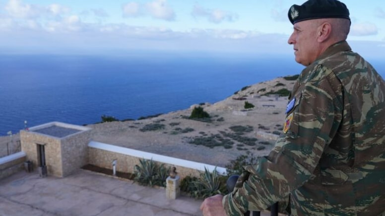 Yunanistan eski Genelkurmay Başkanı Floros: 'Beklenmeyene hazır olmalıyız'