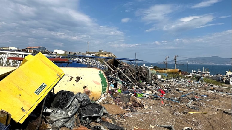 İzmir Aliağa’da 15 bin ton zehirli atık insan ve çevre sağlığını tehdit ediyor