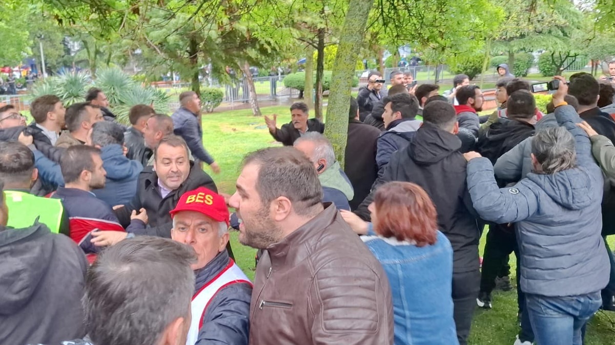 Kocaeli'de 1 Mayıs'ta DEM Parti ve ADD arasında slogan gerginliği