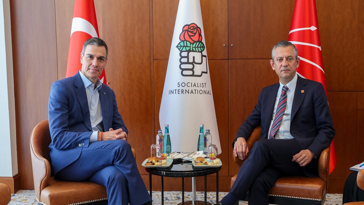 Özgür Özel, İspanya Başbakanı ile görüştü