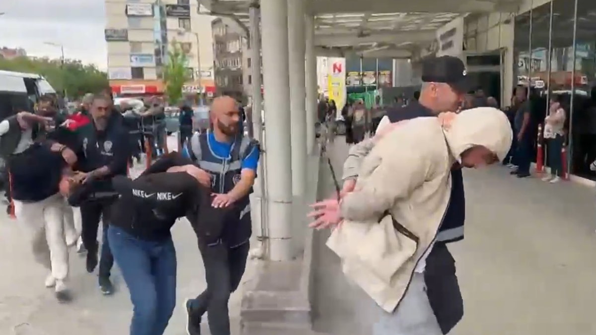 İstanbul'da dev uyuşturucu operasyonunda 254 gözaltı