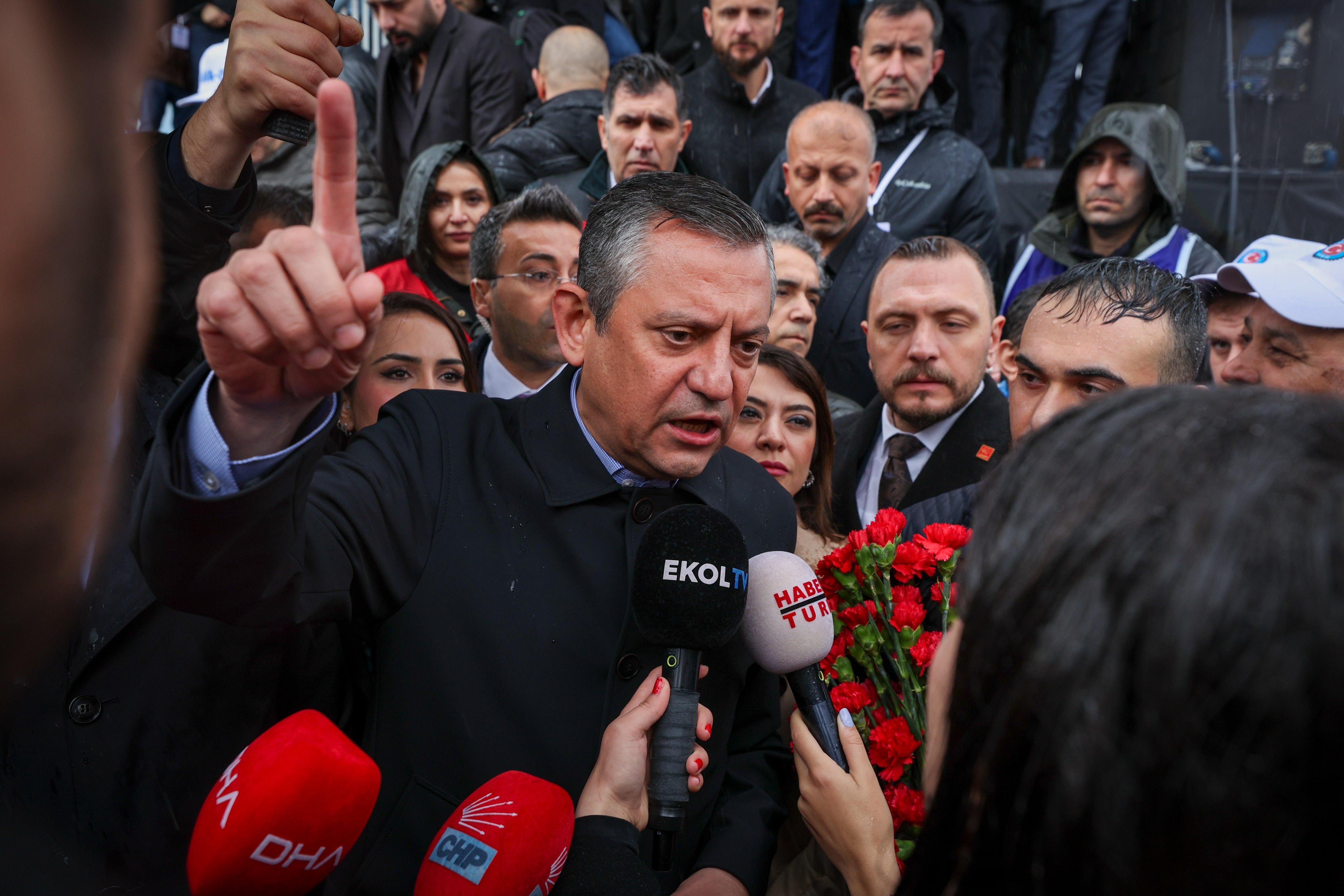 CHP lideri Özel'den 1 Mayıs'ta 'Taksim' mesajı