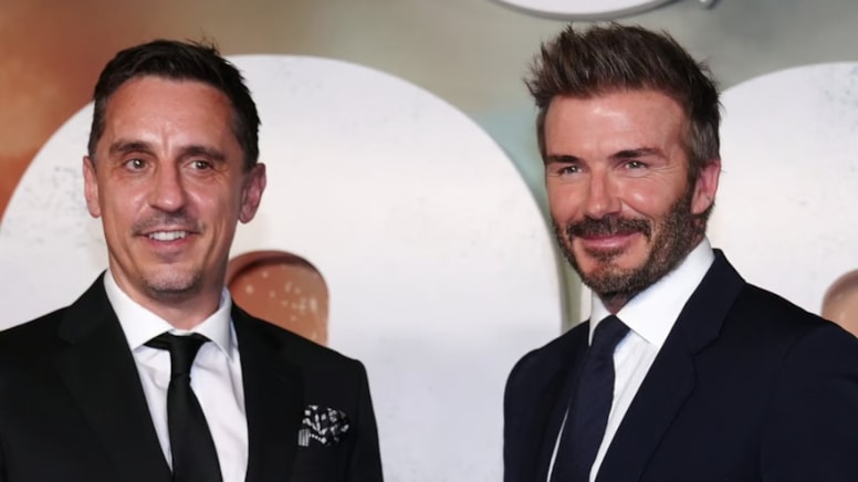 David Beckham, Gary Neville ile birlikte kulüp satın aldı