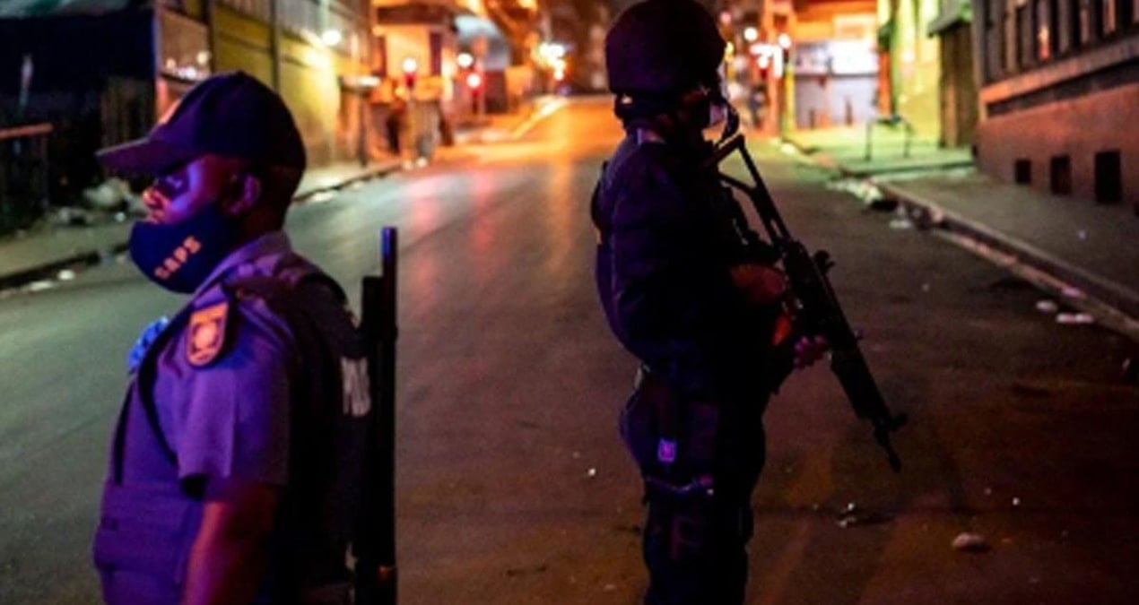 Durban'da Kanlı Saldırı: Eğlence Mekanında 8 Can Kaybı! Suç Oranları Alarm Veriyor