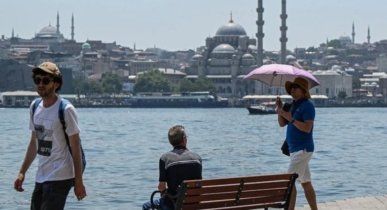 Meteoroloji tarih verdi: Afrika'dan Türkiye'ye geliyor