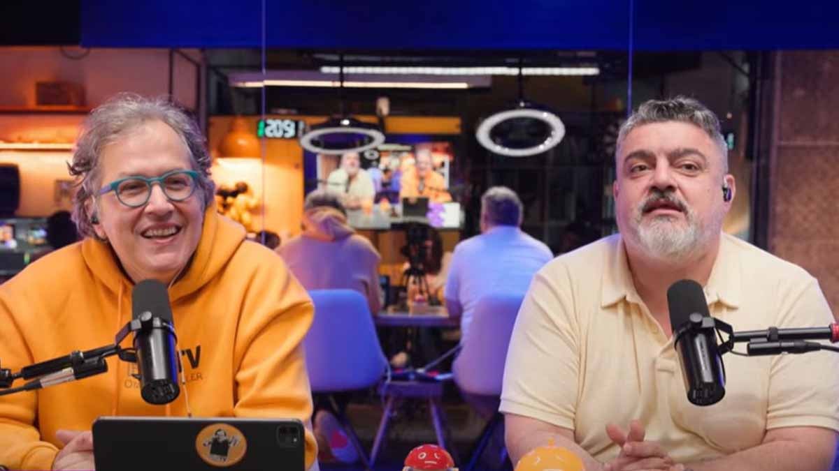Yönetmen İlker Canikligil'den 'siyaset' kararını canlı yayında açıkladı