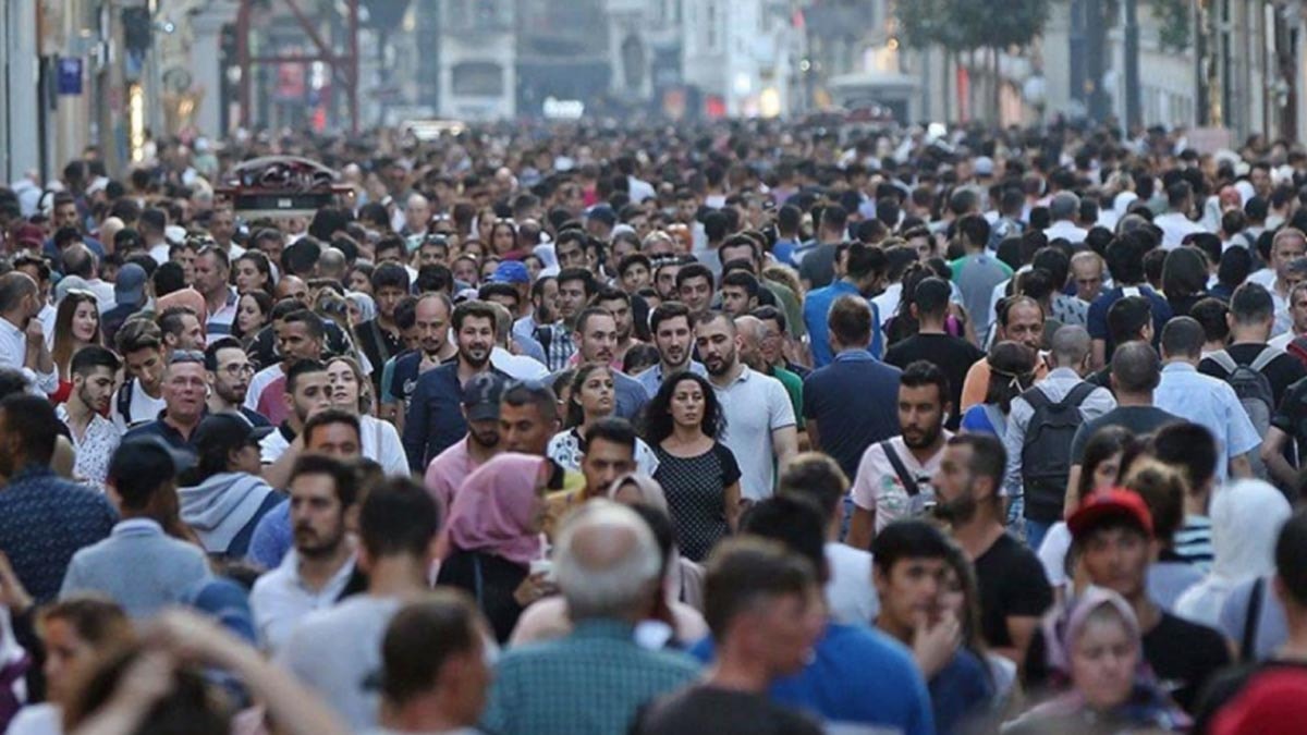Gençlerin iş bulma umudu tükeniyor: Veriler açıklandı