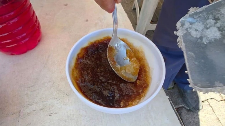 Toroslardan getirdiği 'karsambaçı' 20 TL'den satıyor: Tatilciler sıraya giriyor