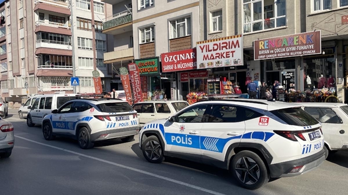 Hırsızlık için geldi panikleyip kaçtı