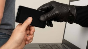 Dolandırıcılar popüler uygulamadan para çekmek için kurnazca bir yöntem geliştirdi