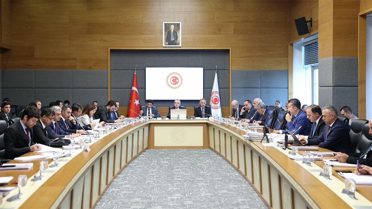 Suriye'ye 3 şirket üzerinden elektrik ihracatı