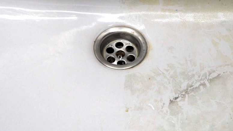 Tesisat ustalarının bir numaralı yöntemi: Lavabo gideriniz gözünüzün önünde tertemiz olacak!