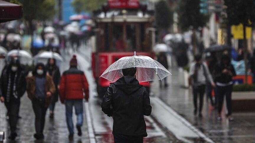 İstanbul’u sağanak yeniden vuracak! Cumartesi gününe dikkat