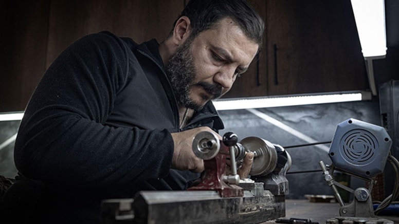 Evinin bir odasında yaptı, 450 bin TL değer biçildi: Gören bir daha bakıyor