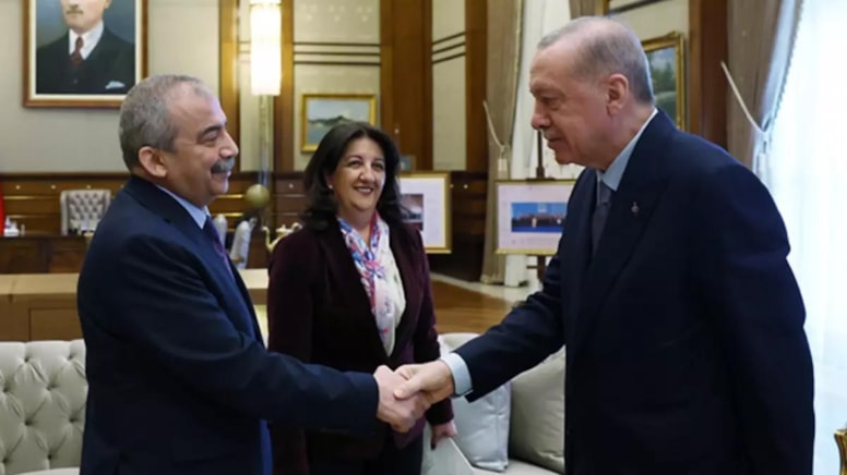 Sırrı Süreyya Önder'in vefatına Saray'dan ilk tepki