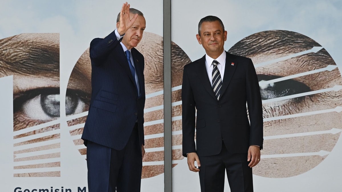 Özgür Özel'den Erdoğan'a 'suç örgütü' yanıtı