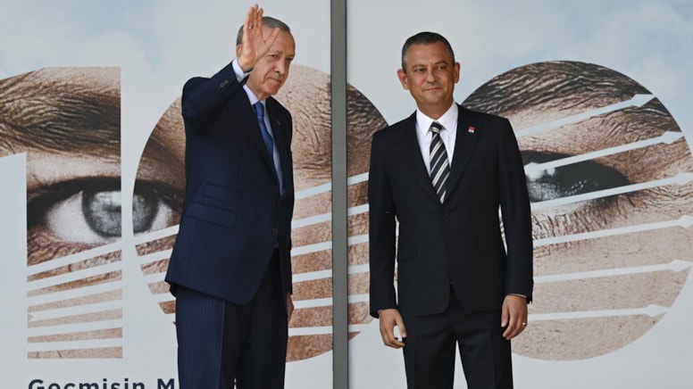Özgür Özel'den Erdoğan'a 'suç örgütü' yanıtı
