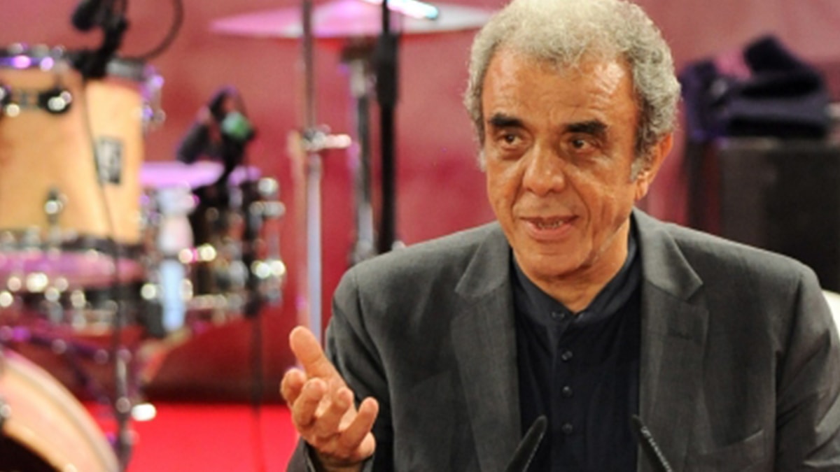 Yönetmen Ali Özgentürk hayatını kaybetti