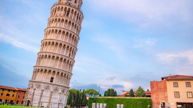 İtalyanları kızdıracak rakip! Pisa Kulesi'nin ikizi ortaya çıktı