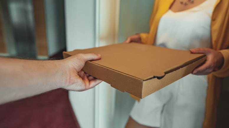 İsimsiz pizzalar gönderip teker teker tehdit ettiler