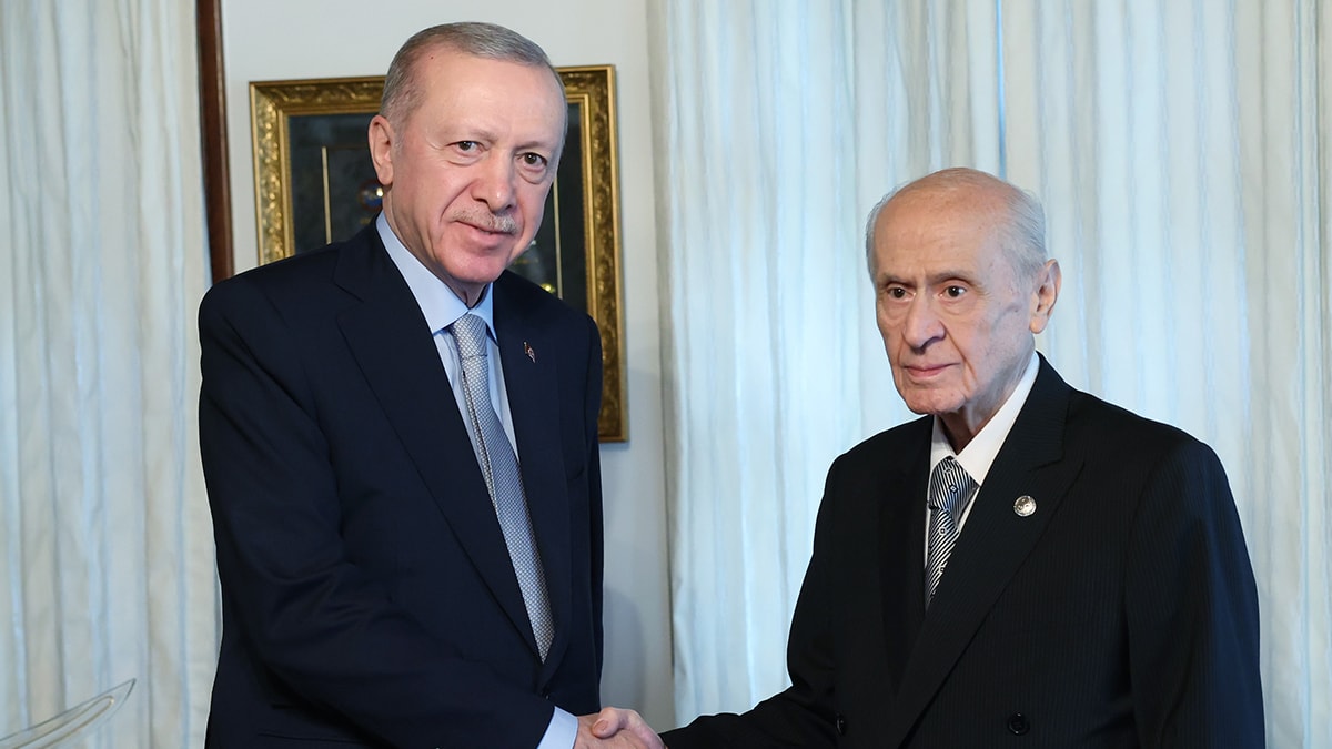 Bahçeli'nin çağrısına AKP'den ilk kez veto geldi!