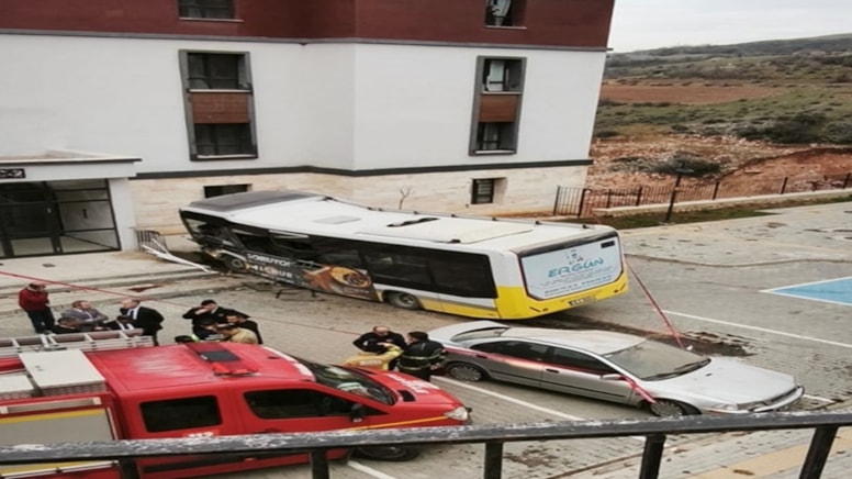 Kazada yaralanan otobüs şoförü 55 günlük yaşam mücadelesini kaybetti