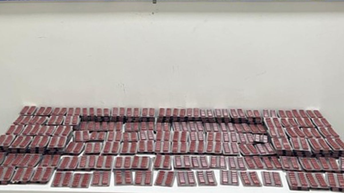 İzmir'de 5 bin 488 sentetik uyuşturucu ele geçirildi: 1 kişi tutuklandı