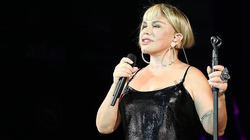 Universal: 'Sezen Aksu'nun tüm şarkılarını satın aldık'