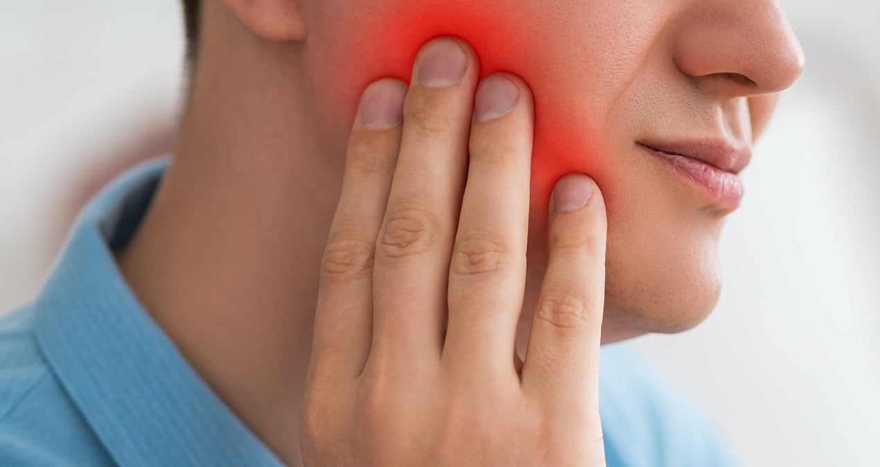 shutterstock2489212553jpg-Sfe_U3a_vkWrJSqrztmRAg Basit bir diş ağrısının altından MS çıkabilir!