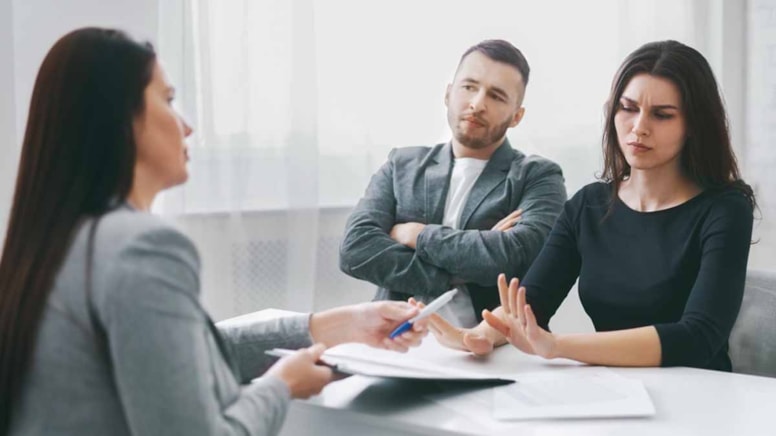 İlişkiler üzerine 20'de fazla kitap yazdı! Ünlü terapist, boşanmaların gerçek suçlularını açıklıyor