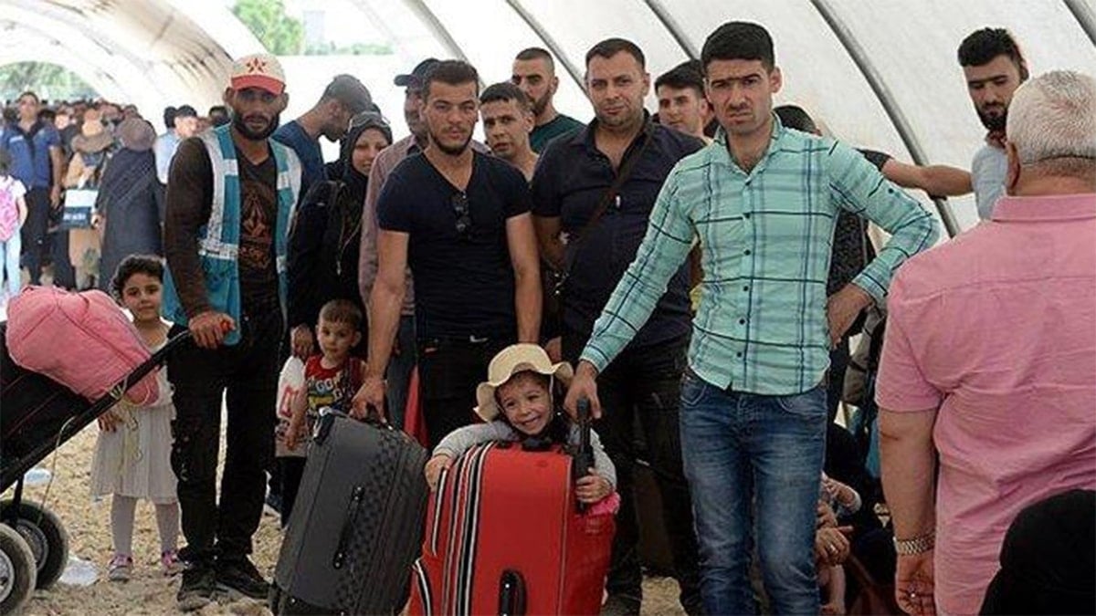 Esad'dan sonra kaç Suriyeli dönüş yaptı? Göç idaresi açıkladı