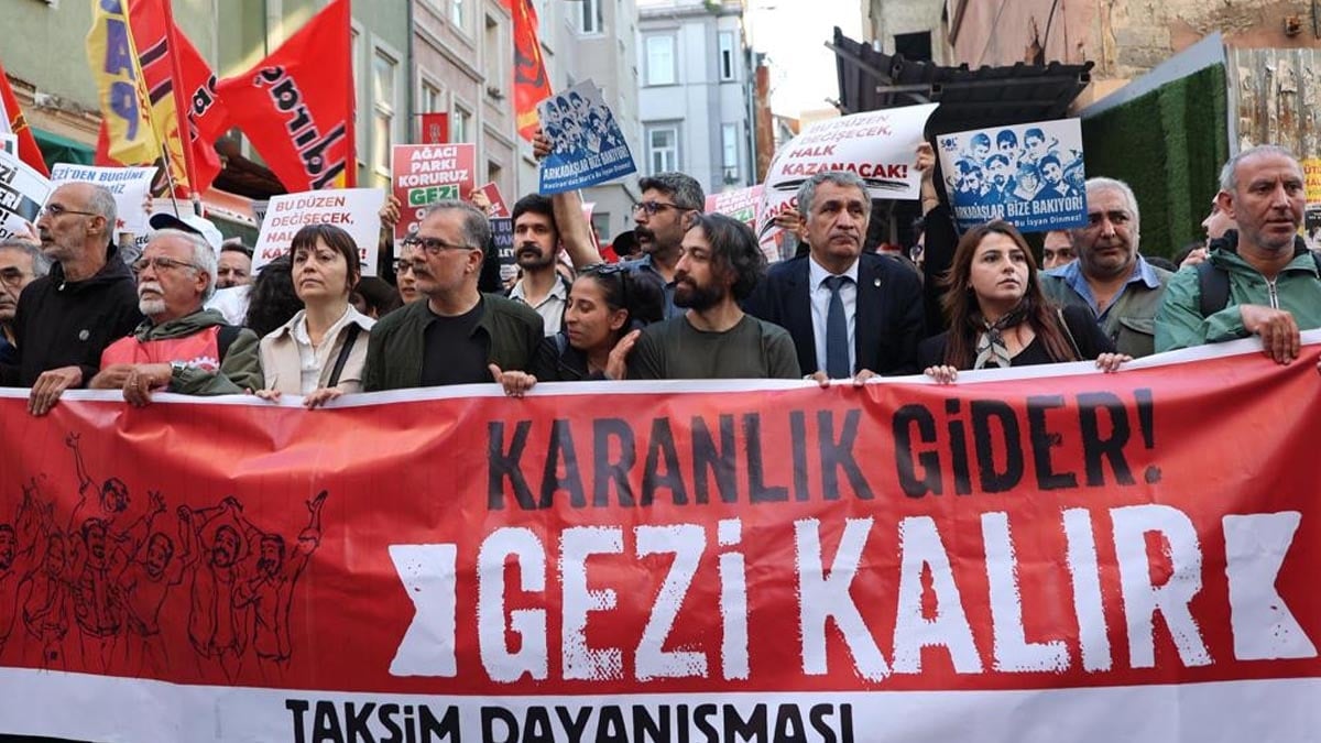 Gezi'nin 12. yılında yurttaşlar Taksim'de toplandı