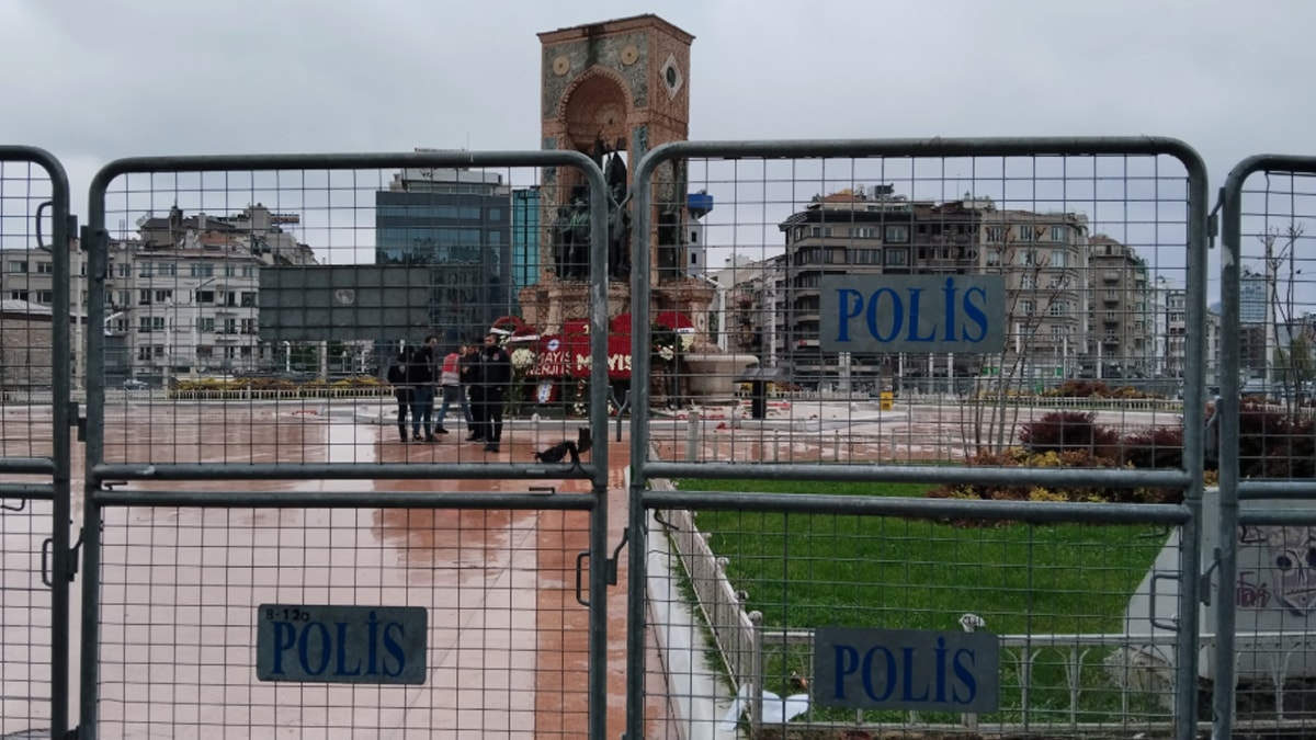 Taksim ablukası yaklaşık 24 saat sonra kaldırıldı